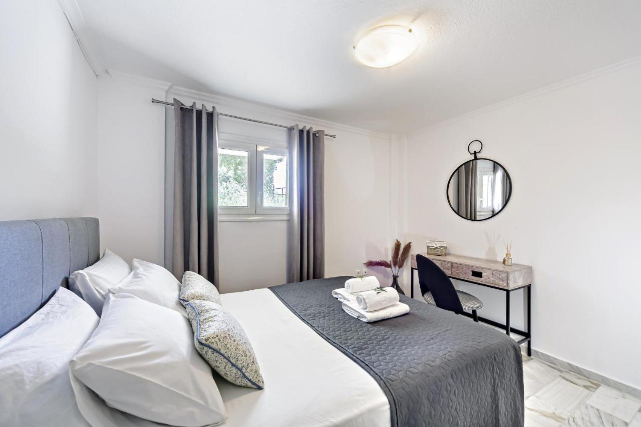 Nest Apartment Alepou Exterior photo
